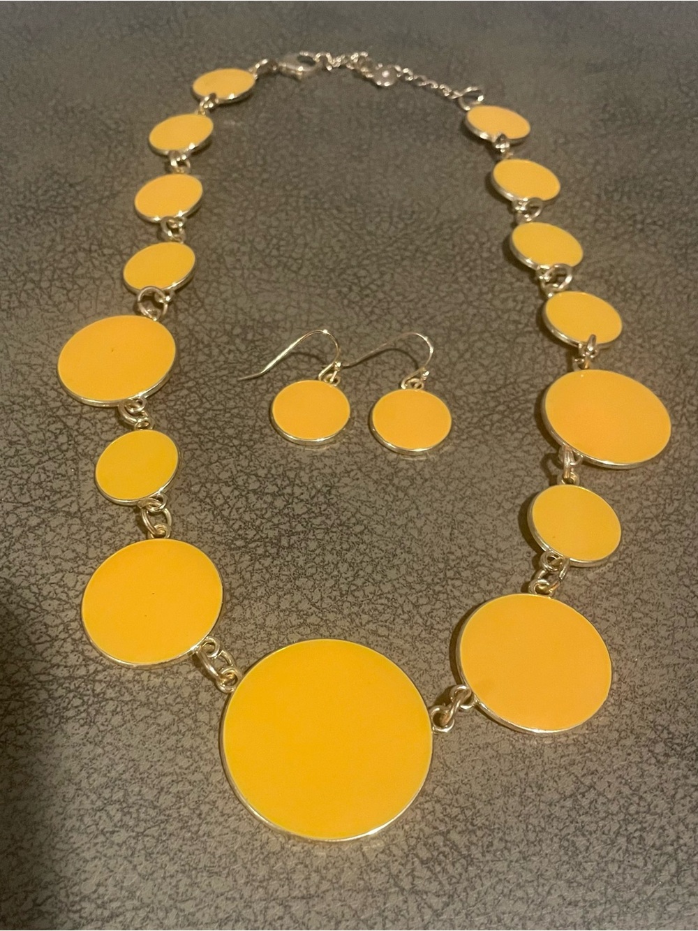 Cato 1946 Golden Yellow Disc Necklace and Drop Earring Set